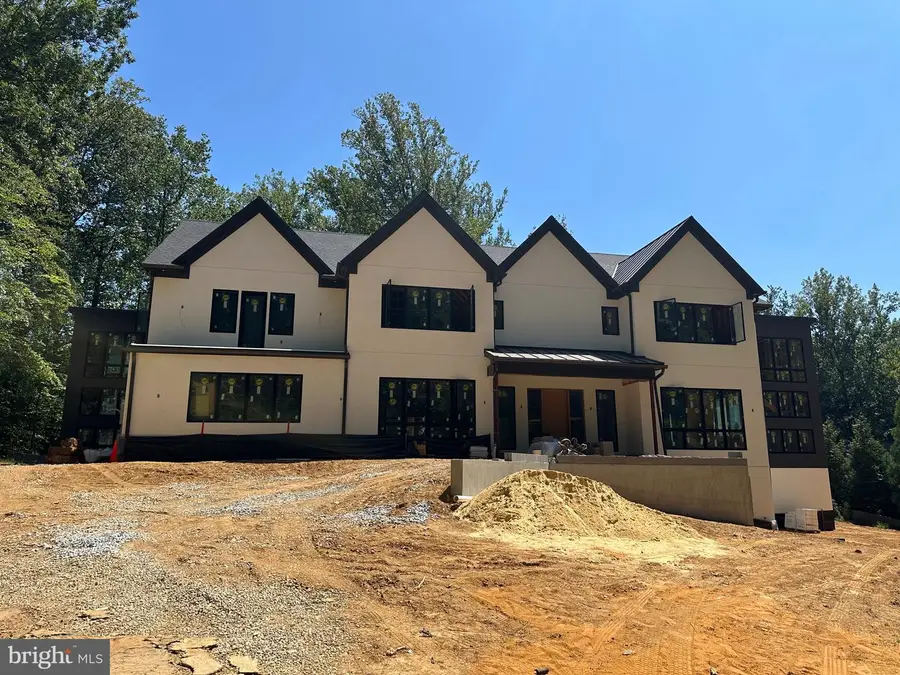 7115 Crail Dr, Bethesda, MD 20817 - Image #2