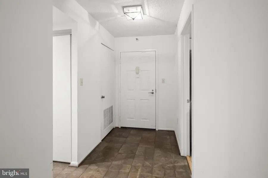15101 Interlachen Dr #1-618, Silver Spring, MD 20906 - #3