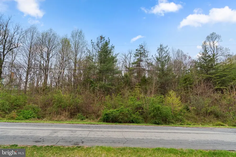 26132 Viewland Dr, Damascus, MD 20872 - Image #3