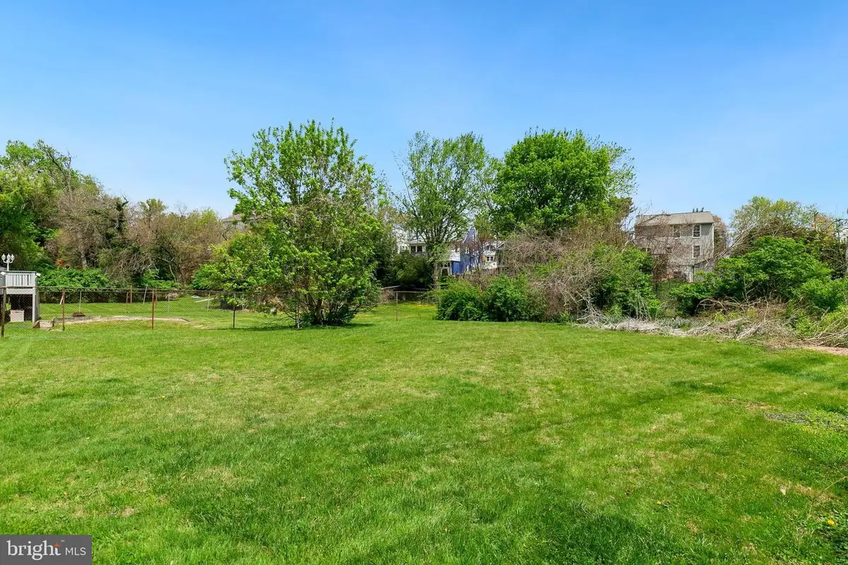 302 Highland Ave, Rockville, MD 20850 - Image #1