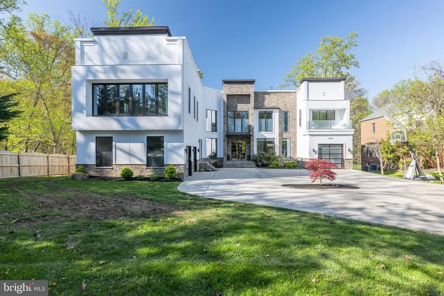 10405 Boswell Ln, Potomac, MD 20854 - Image #3