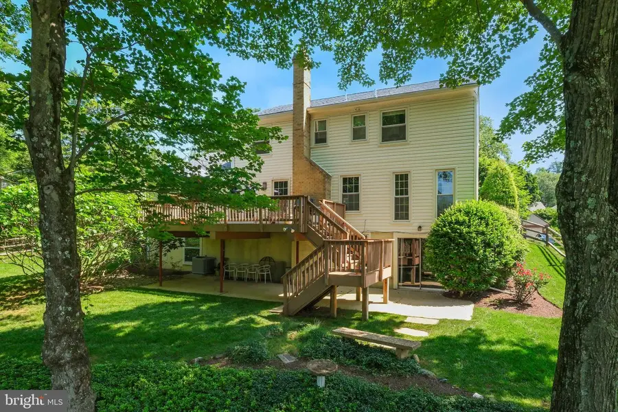 9208 Orchard Brook Dr, Potomac, MD 20854 - #2