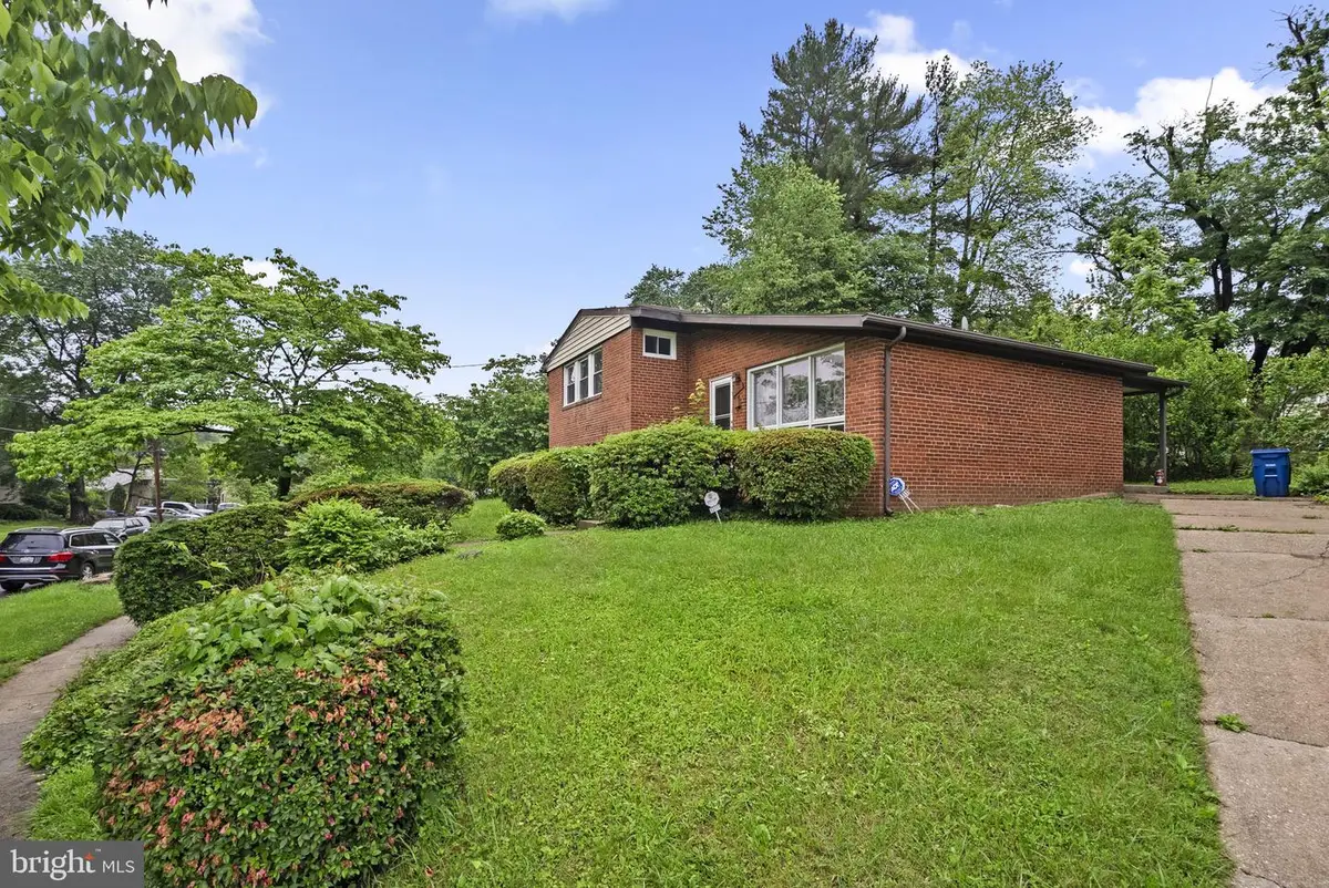 13111 Valleywood Dr, Silver Spring, MD 20906 - Image #1