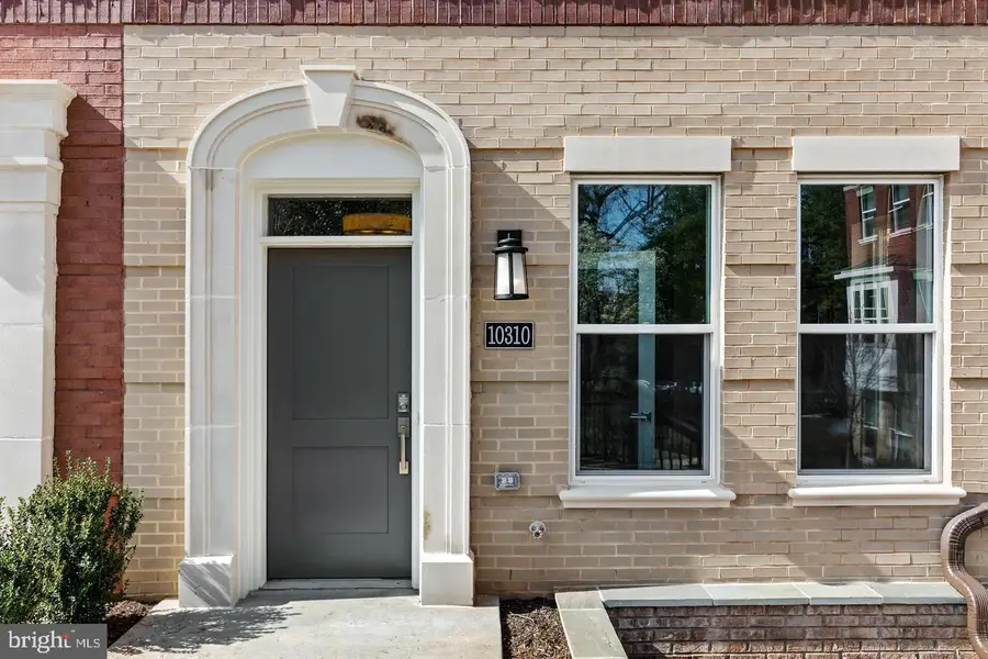 10302 Grosvenor Pl, Rockville, MD 20852 - Image #3