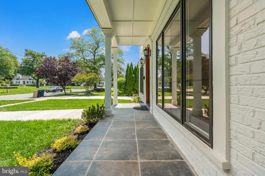 9216 Shelton St, Bethesda, MD 20817 - Image #2