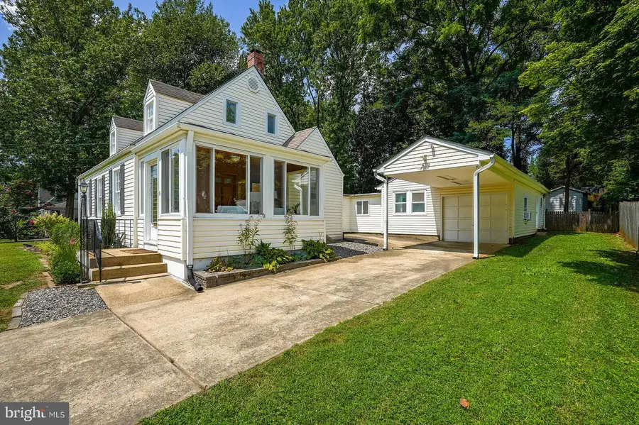 11310 Norris Dr, Silver Spring, MD 20902 - Image #2