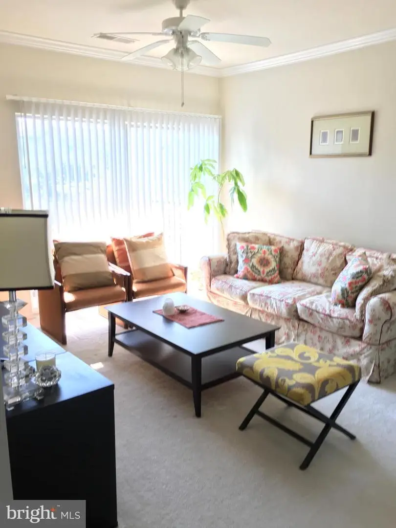 19609 Galway Bay Cir #303, Germantown, MD 20874 - Image #2