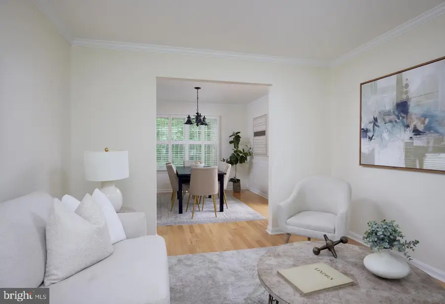 10502 Drumm Ave, Kensington, MD 20895 - Image #3