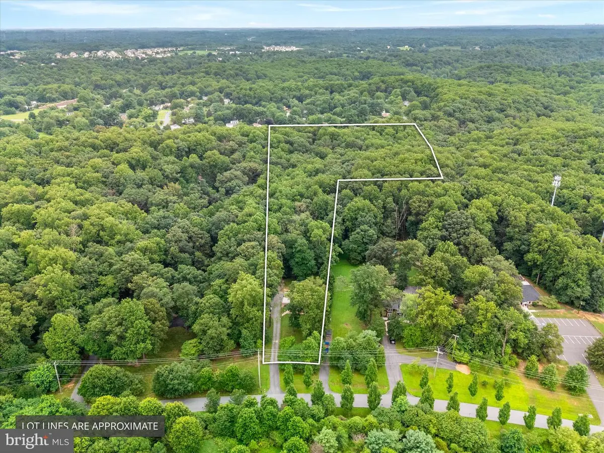 17101 Overhill, Derwood, MD 20855 - Image #1