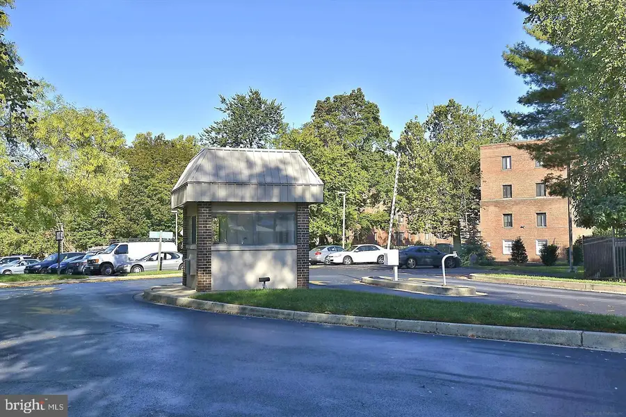 2101 Walsh View Ter #17-103, Silver Spring, MD 20902 - Image #3