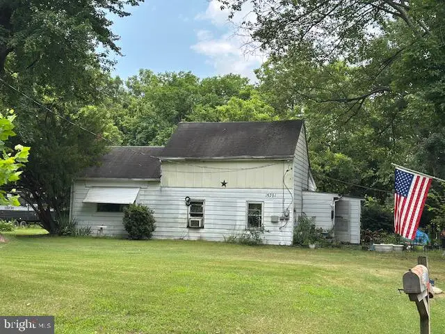 15701 Edwards Ferry Rd, Poolesville, MD 20837 - Image #1