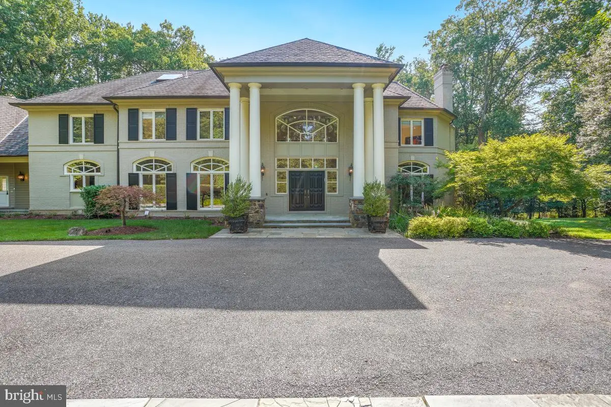 10823 Lockland Rd, Potomac, MD 20854 - Image #1