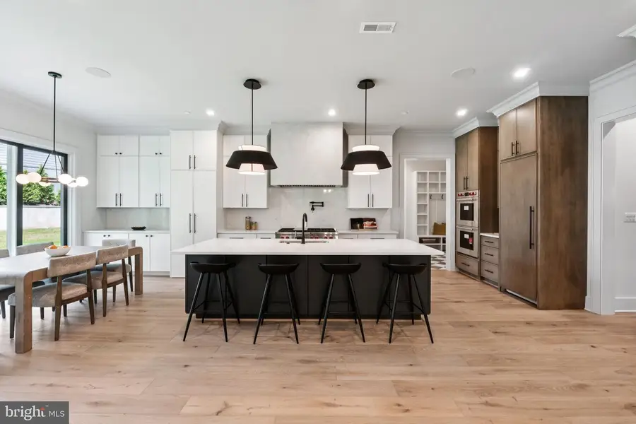 7805 Cayuga Ave, Bethesda, MD 20817 - Image #3