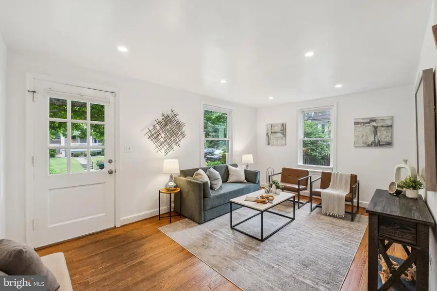 9118 Bradford Rd, Silver Spring, MD 20901 - Image #2