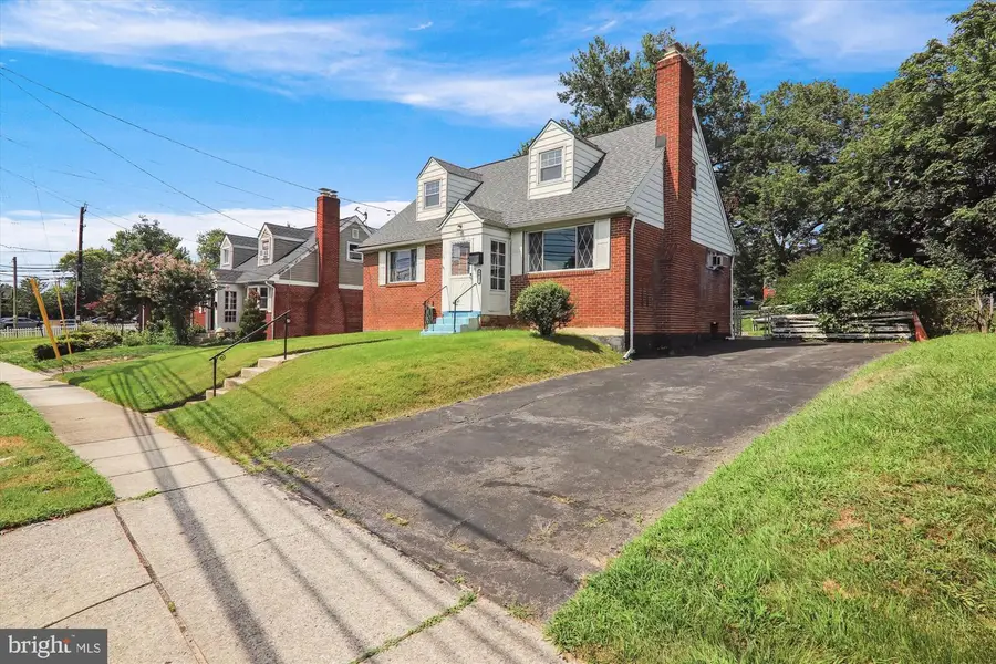 9507 Adelphi Rd, Silver Spring, MD 20903 - Image #2