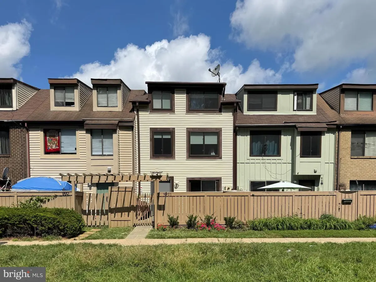 9921 Forest View Pl, Montgomery Village, MD 20886 - Image #1