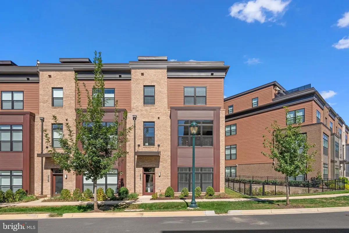 3927 Cranes Bill Ct, Rockville, MD 20852 - Image #1