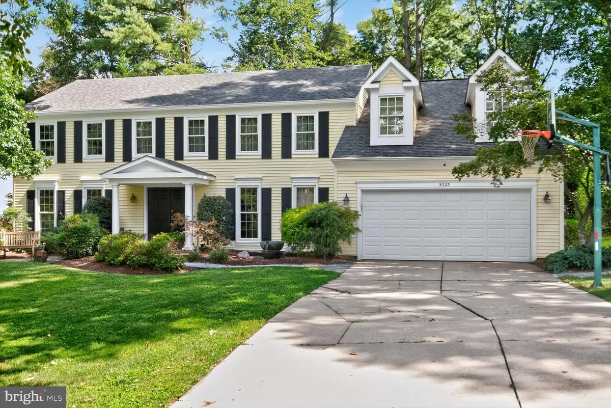 9325 Orchard Brook Dr, Potomac, MD 20854 - Image #1