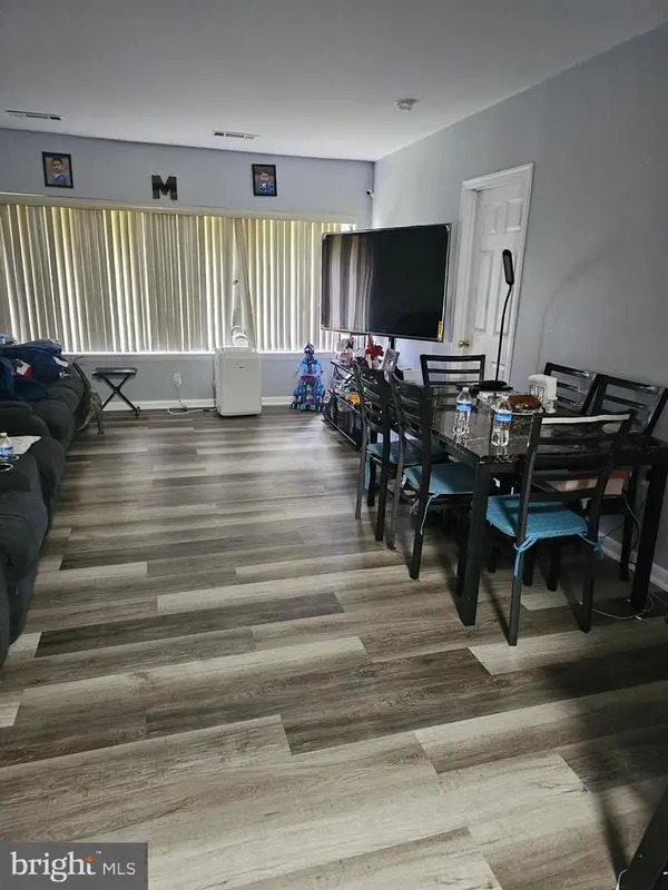 9802 Walker House Rd #6, GAITHERSBURG, MD 20886