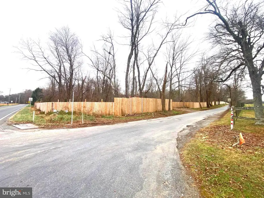 3738 Damascus Rd, Gaithersburg, MD 20882 - Image #3