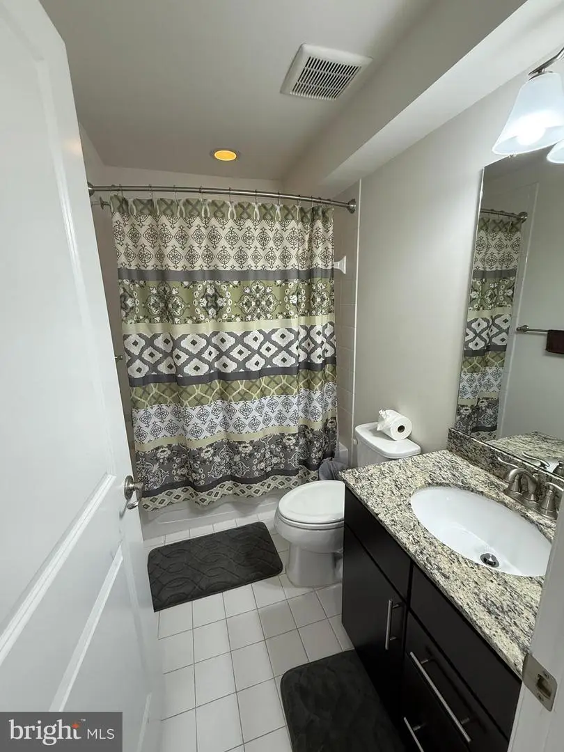 19710 Vaughn Landing Dr, Germantown, MD 20874 - Image #3