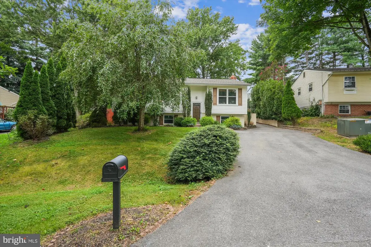 24304 Flamingo Ter, Gaithersburg, MD 20882 - Image #1