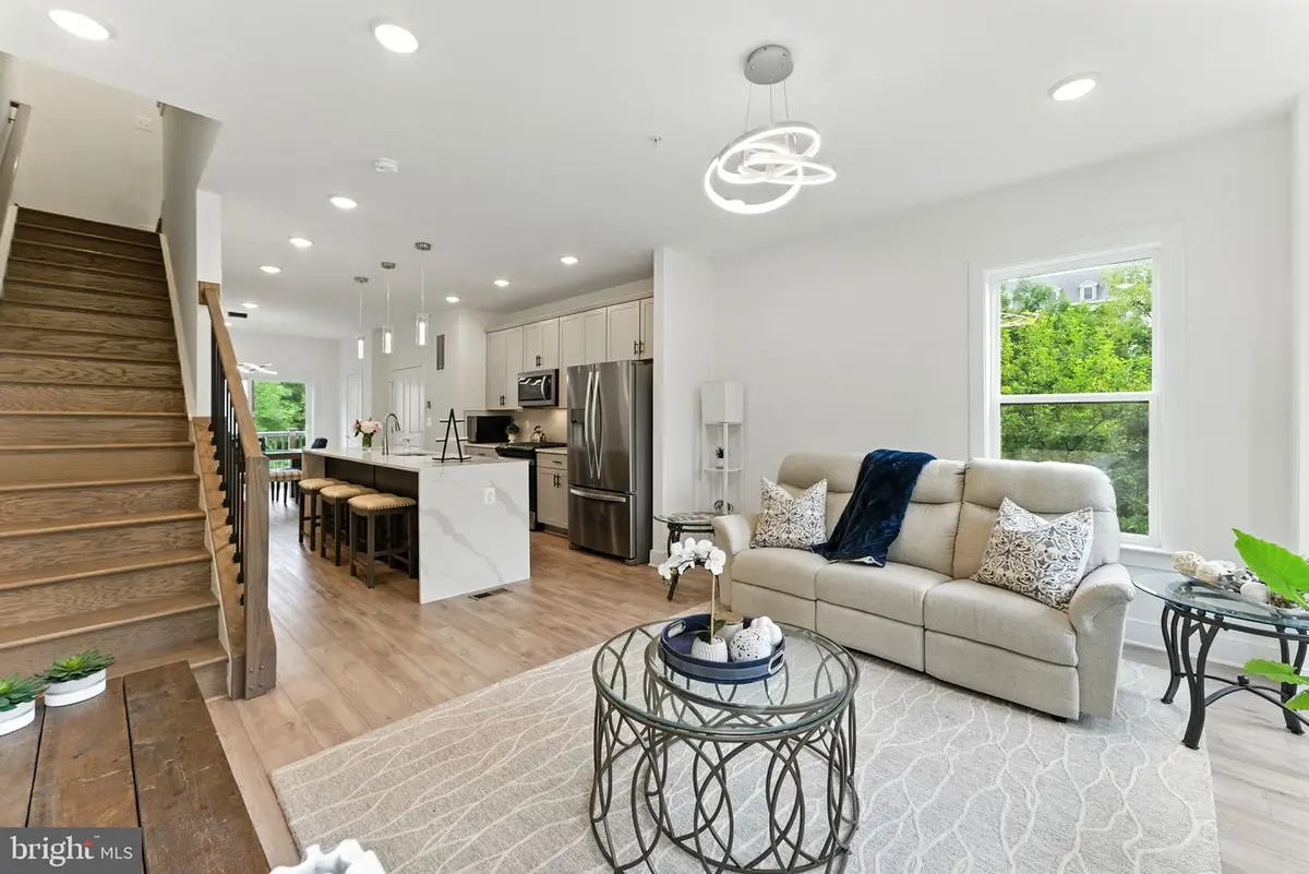 807 King Farm Blvd, Rockville, MD 20850 - Image #1