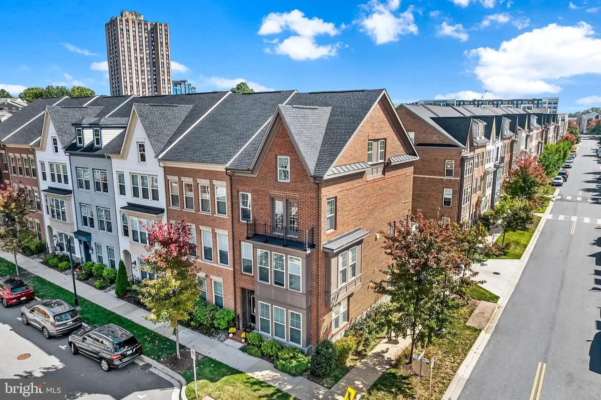 124 Kepler Dr, Gaithersburg, MD 20878 - Image #1