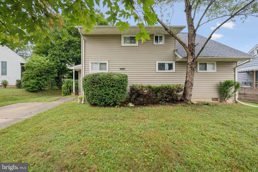 1702 Veirs Mill Rd, Rockville, MD 20851 - #2