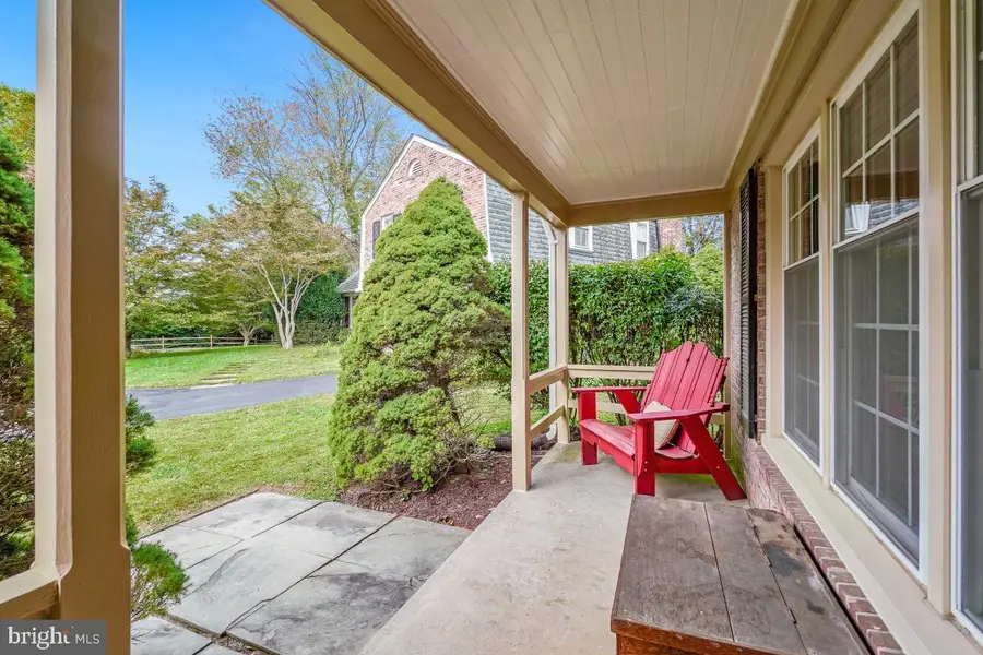9405 Five Logs Way, Montgomery Village, MD 20886 - Image #3