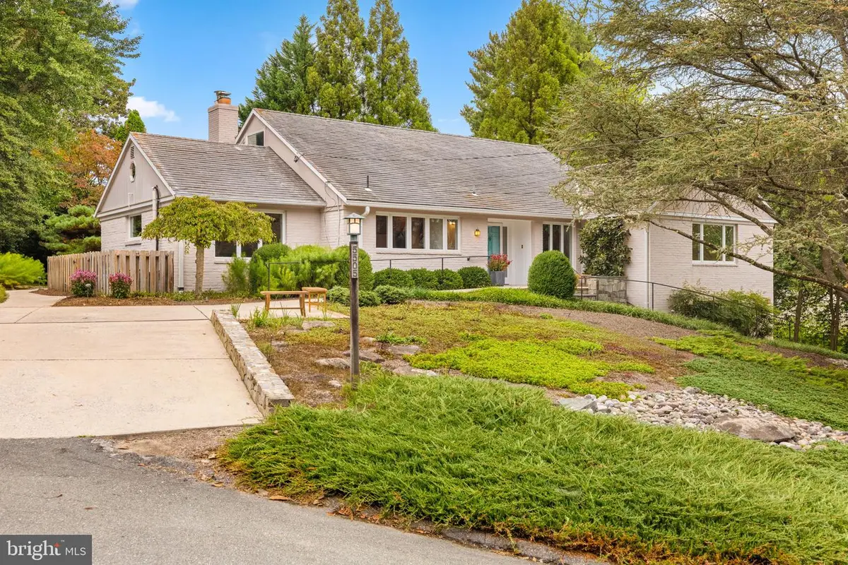 5505 Pembroke Ter, Bethesda, MD 20817 - Image #1
