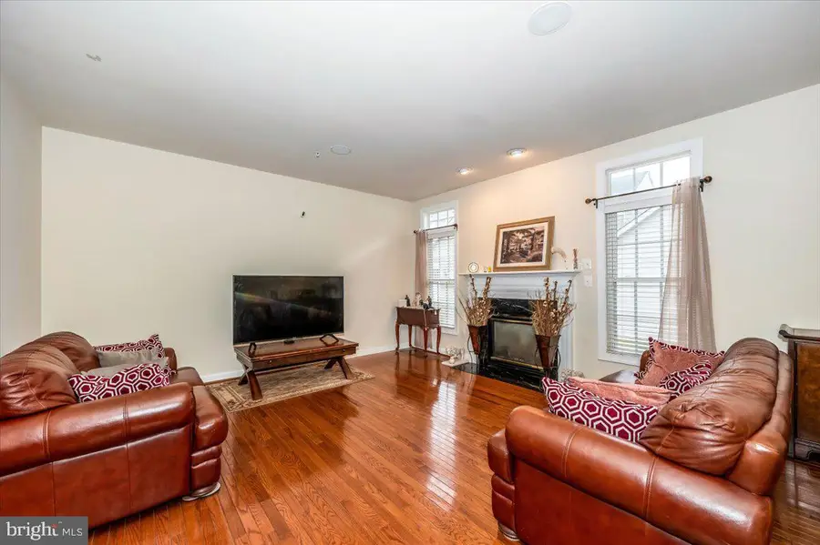 23418 Tailor Shop Pl, Clarksburg, MD 20871 - Image #3