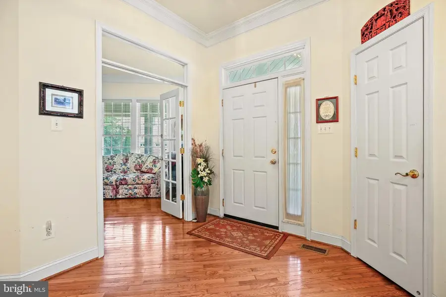 225 Shadow Glen Ct, Gaithersburg, MD 20878 - Image #2