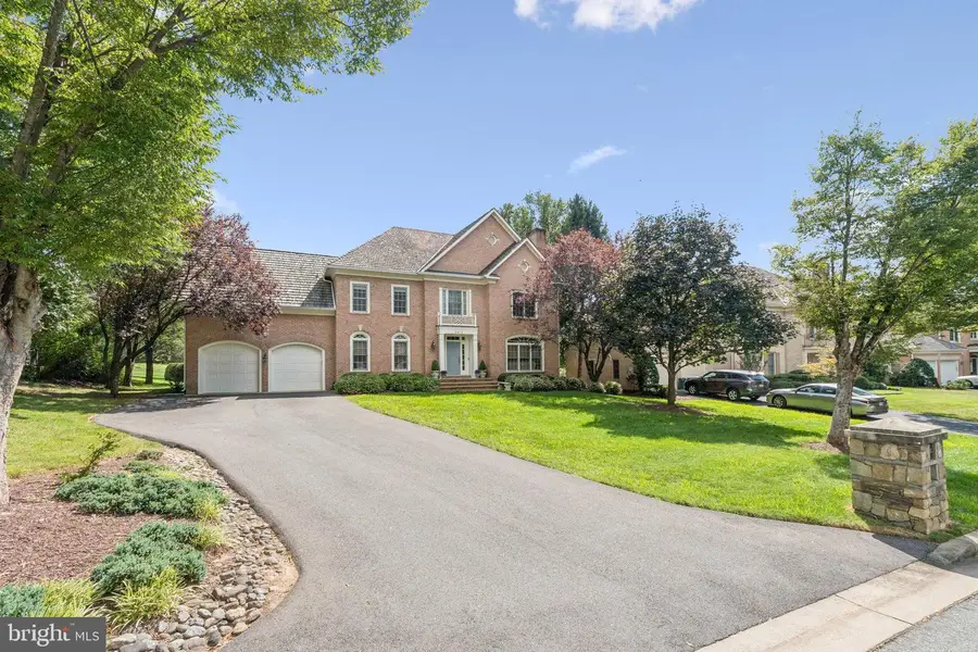 9416 Wing Foot Ct, Potomac, MD 20854 - Image #2