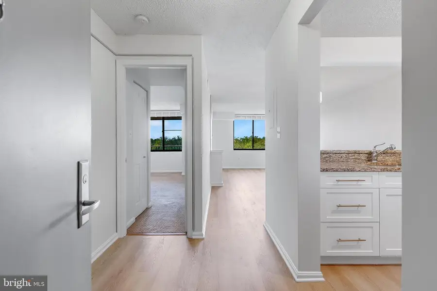 10101 Grosvenor Pl #1519, Rockville, MD 20852 - Image #2