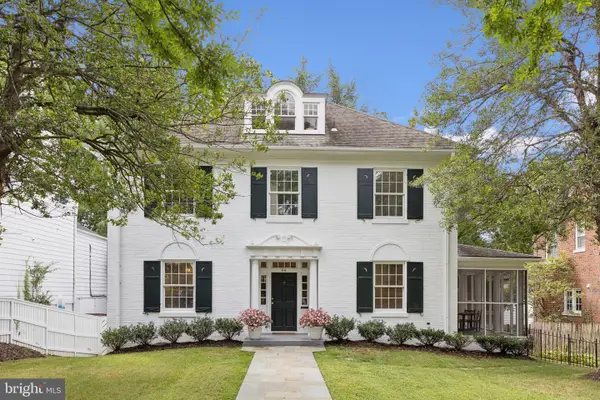 44 Grafton St, CHEVY CHASE, MD 20815