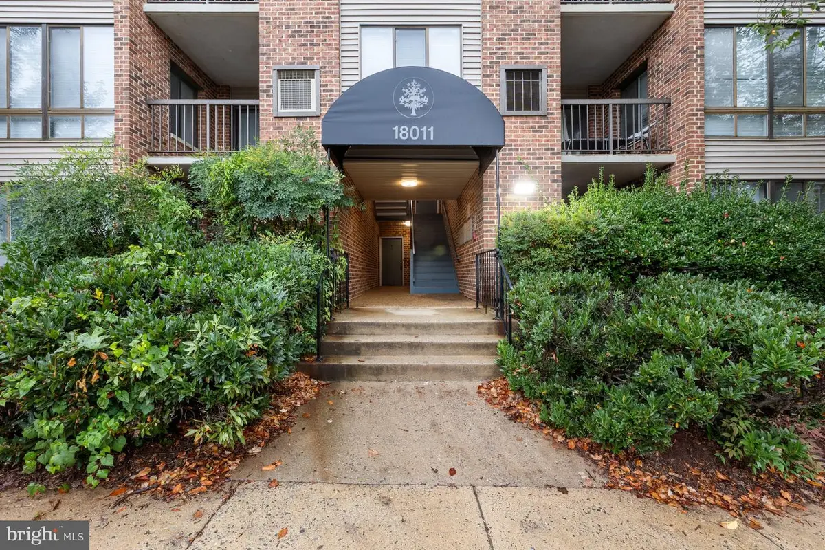 18011 Chalet Dr #102, Germantown, MD 20874 - Image #1