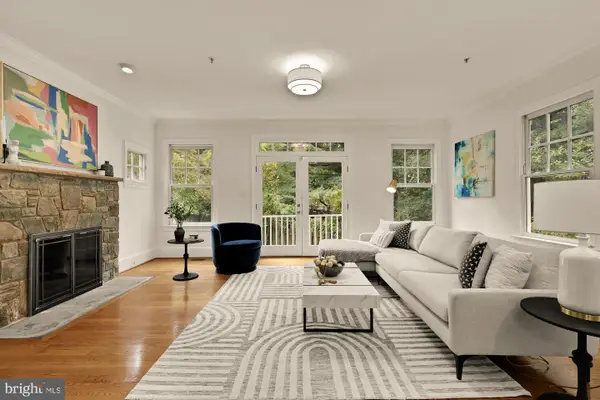 5301 Mckinley St, BETHESDA, MD 20814