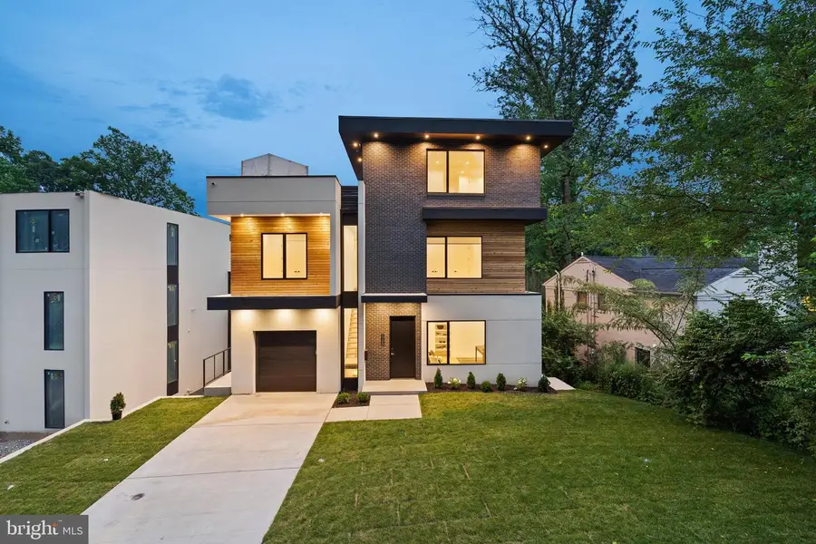5208 Danbury Rd, Bethesda, MD 20814 - #2