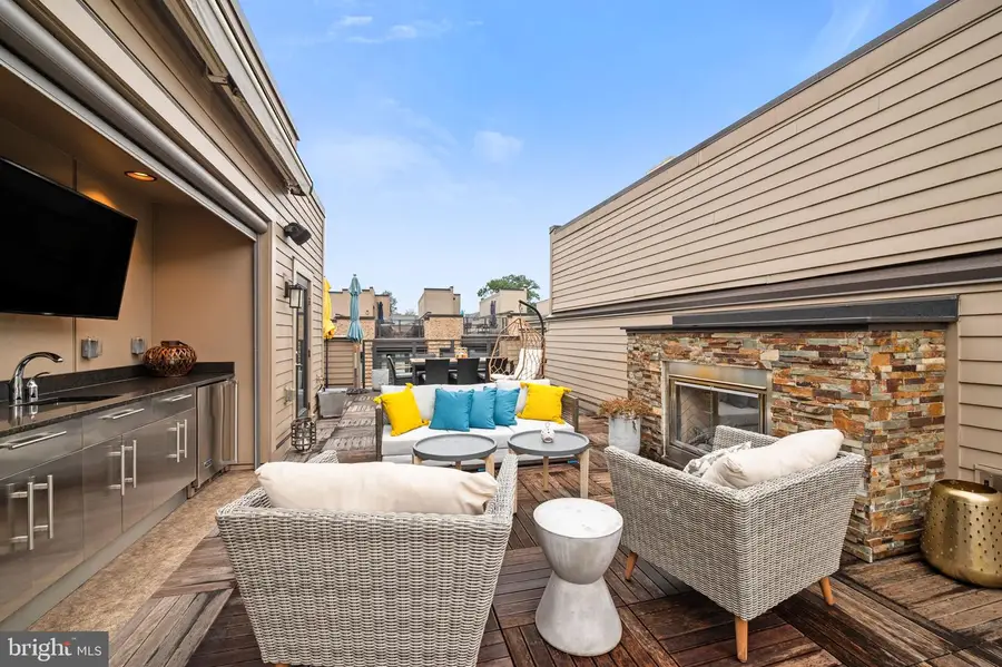 151 Winsome Cir, Bethesda, MD 20814 - Image #3