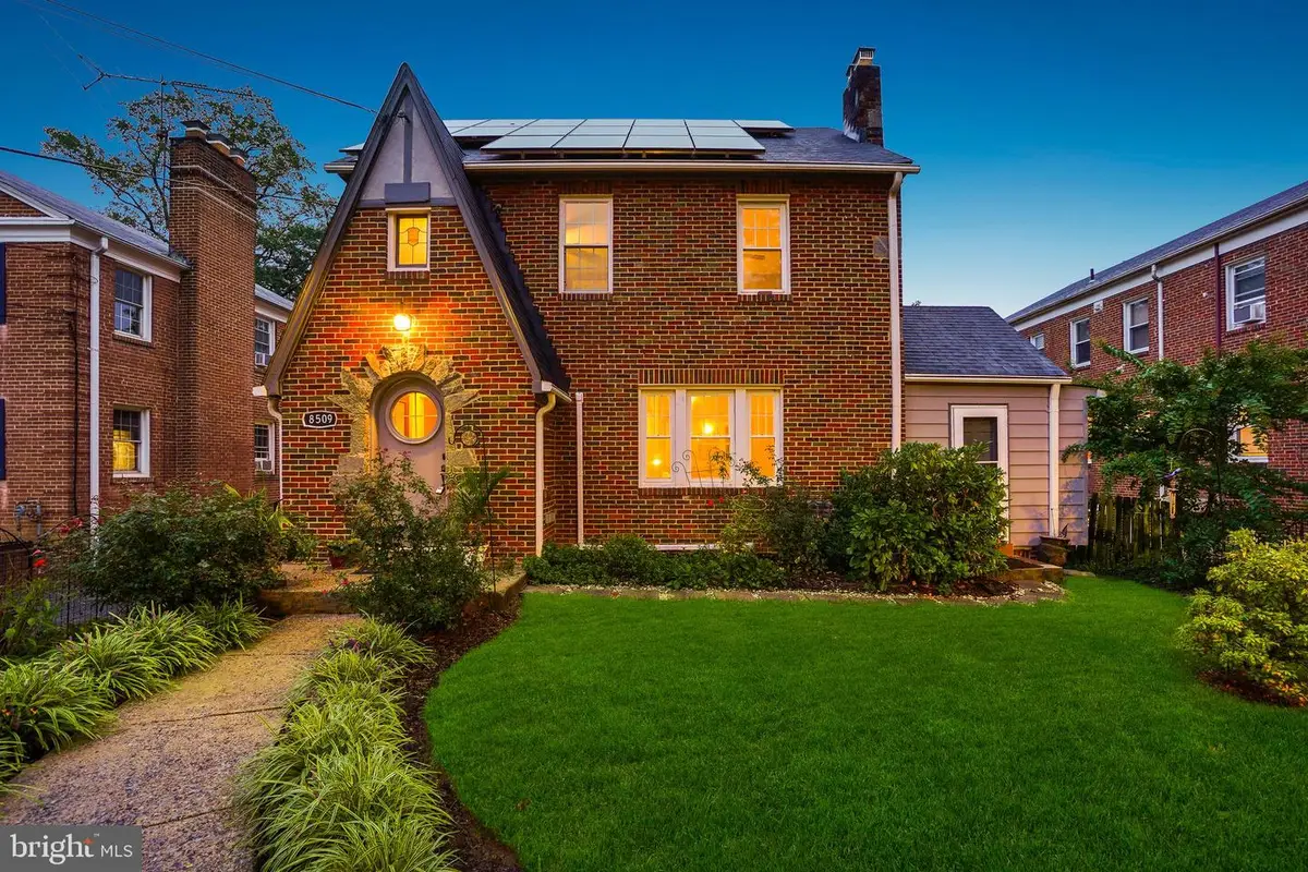 8509 Flower Ave, Takoma Park, MD 20912 - Image #1
