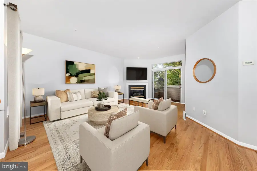 18138 Royal Bonnet Cir, Montgomery Village, MD 20886 - Image #2