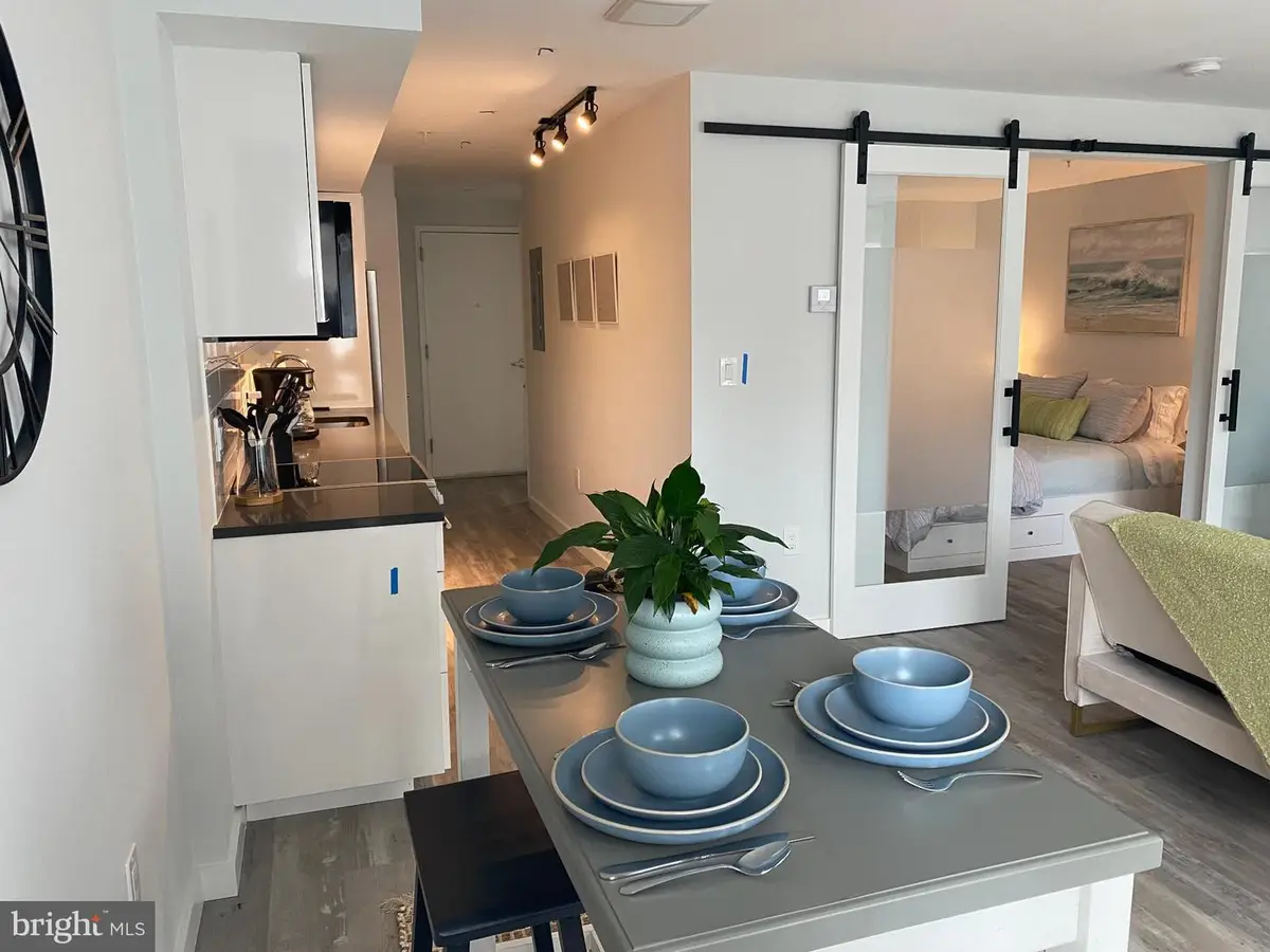 700 Roeder Rd #405, Silver Spring, MD 20910 - Image #1