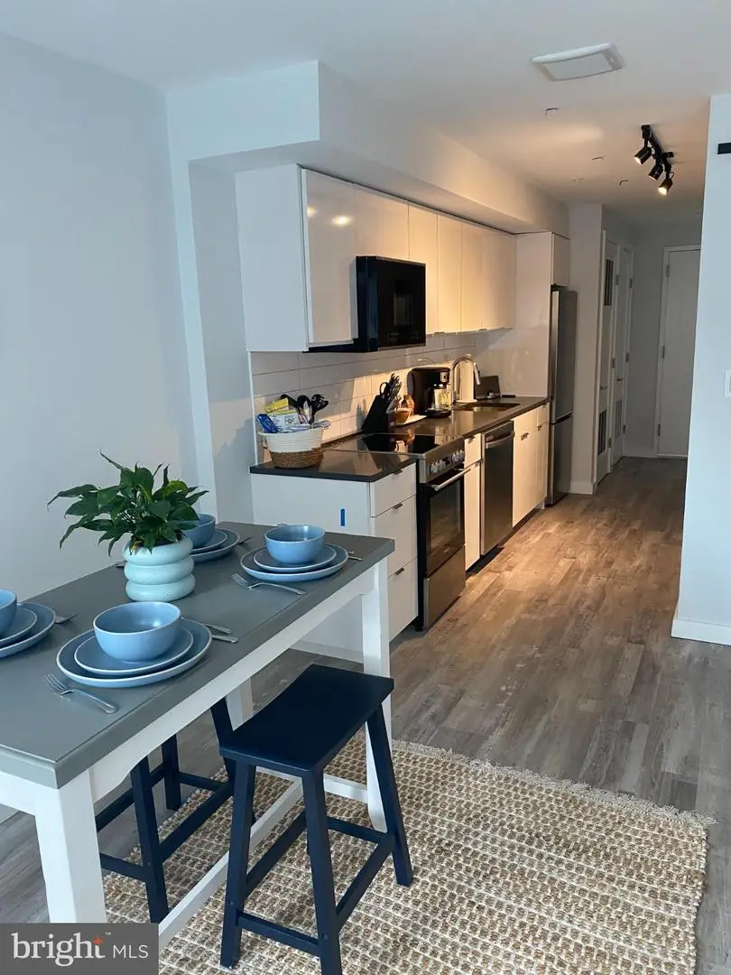 700 Roeder Rd #405, Silver Spring, MD 20910 - Image #2