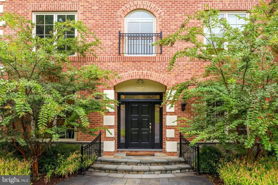 7020 Mountain Gate Dr, Bethesda, MD 20817 - Image #3