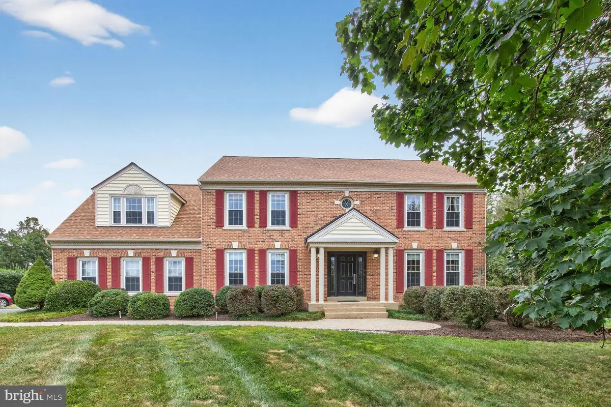 12725 Maidens Bower Dr, Potomac, MD 20854 - Image #1