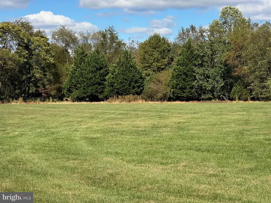 22124 Goshen School Rd, Gaithersburg, MD 20882 - Image #2