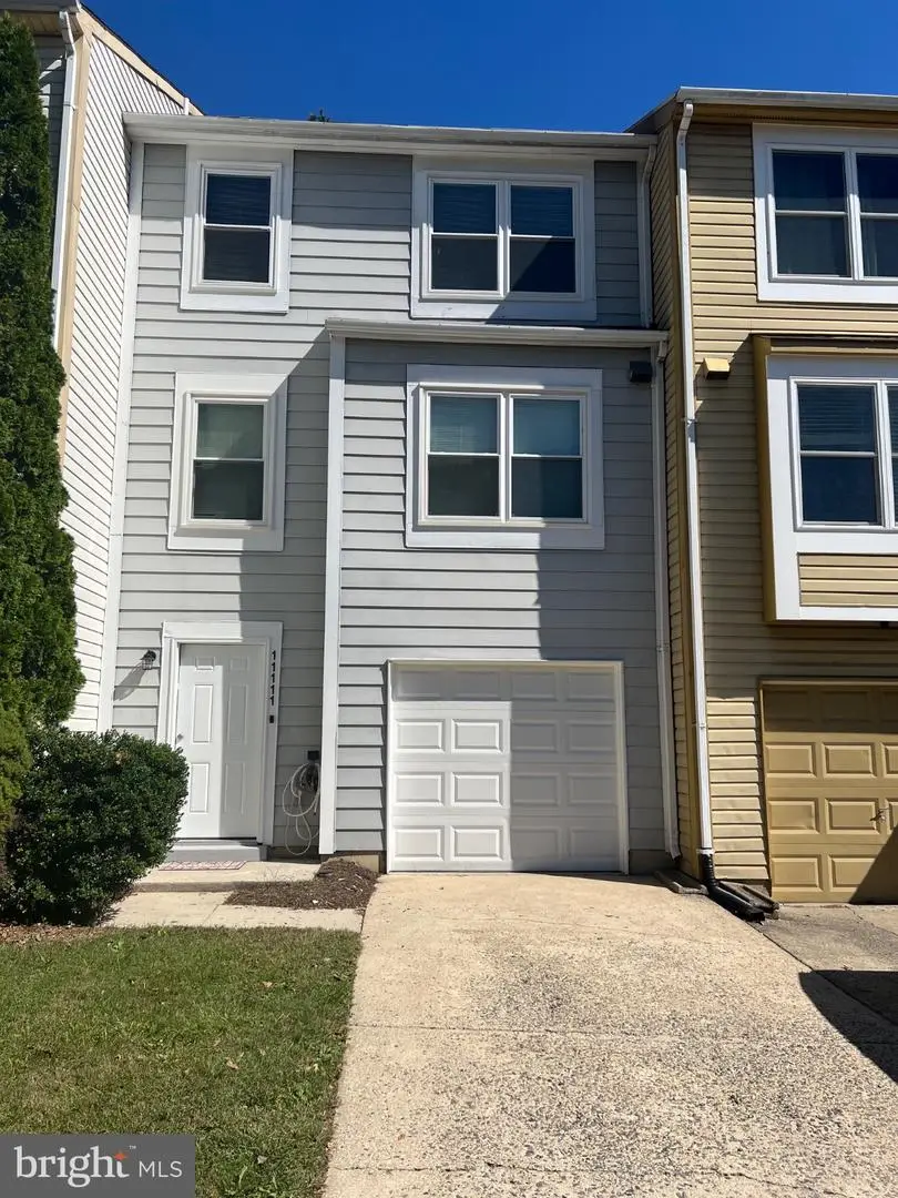 11111 Weatherburn Pl, Gaithersburg, MD 20879 - Image #1