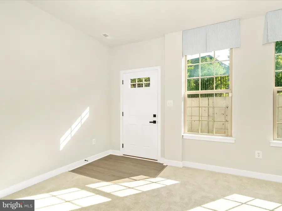 9430 Oak Grove Lane, Montgomery Village, MD 20886 - Image #3