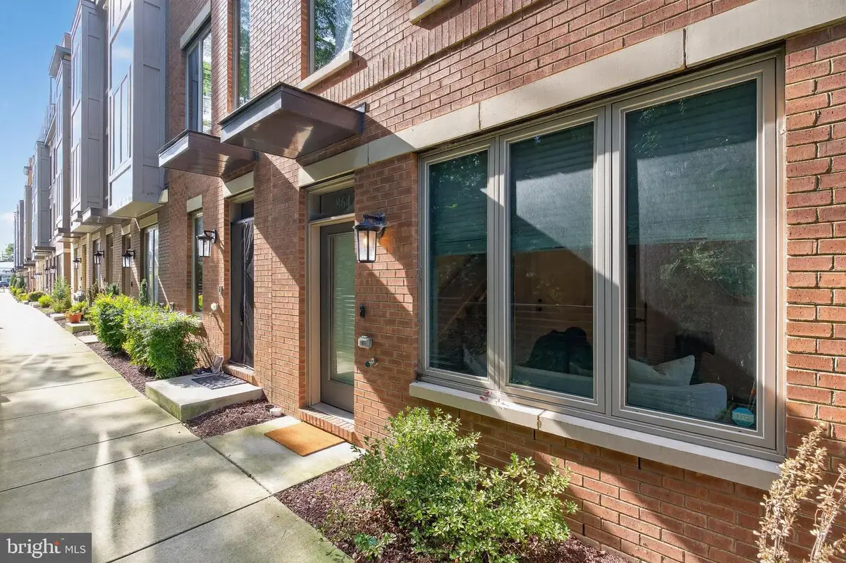 864 Thompson Cres #44, Rockville, MD 20852 - Image #1